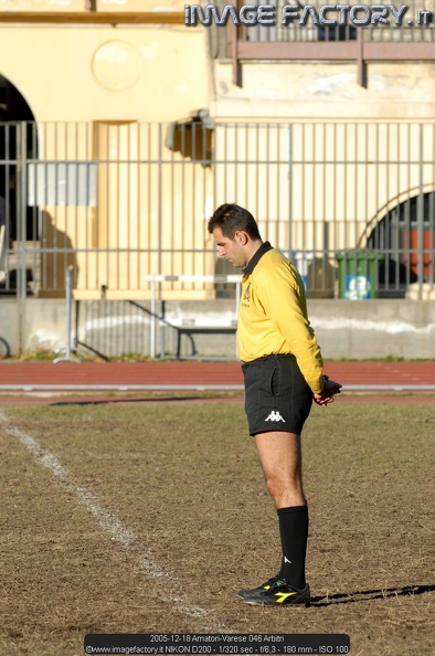 2005-12-18 Amatori-Varese 046 Arbitri.jpg